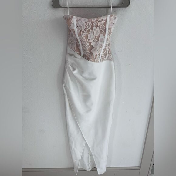 NWT $220 Elliatt Carsyn Strapless Bodycon‎ Cocktail Dress nude white corset midi - Picture 7 of 11